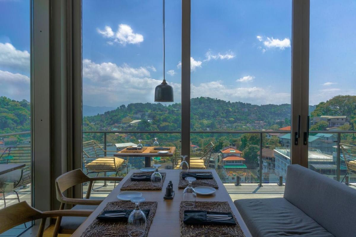 Hotel Rivora Heights Kandy Exterior foto