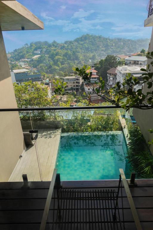 Hotel Rivora Heights Kandy Exterior foto